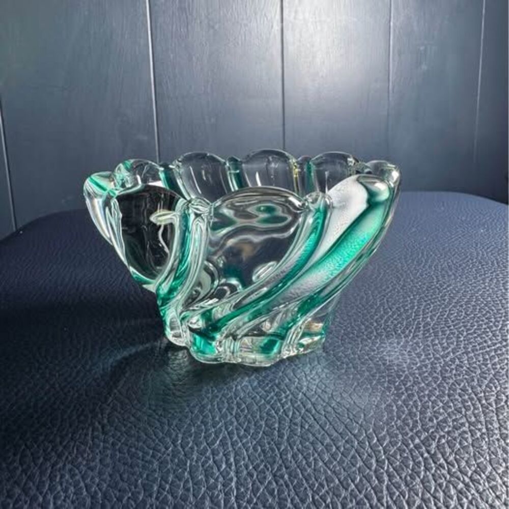 ✨ Vintage Mikasa Peppermint Green Swirl Crystal Bowl – Discontinued German-Made